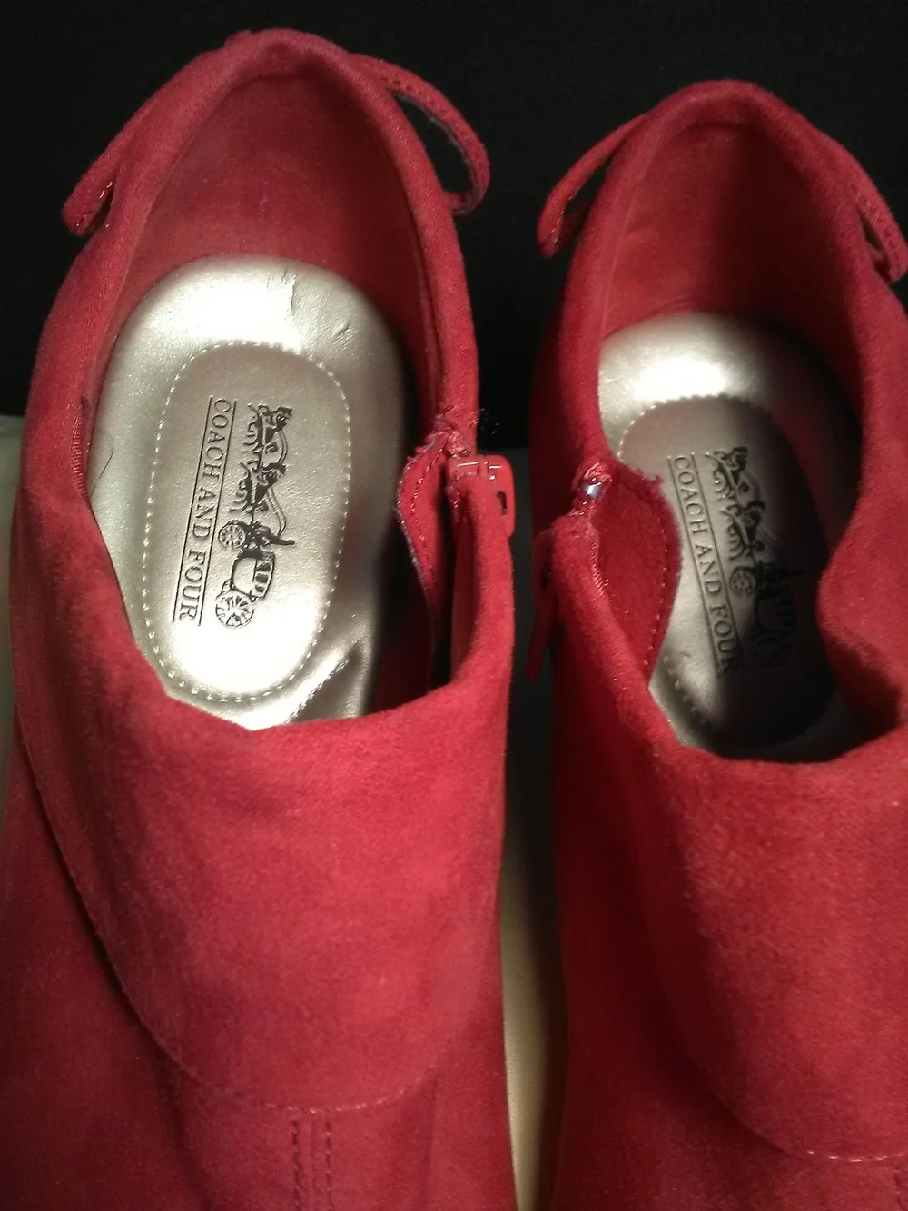 LK. NEW Coach and Four Red Suede Block Heel Bootie SZ. 9 SIDE ZIP  3IN. HEEL